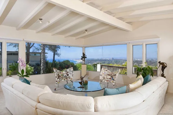 7231 Rue Michael, La Jolla, California 92037