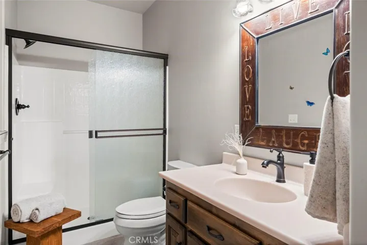 Lower level full bath