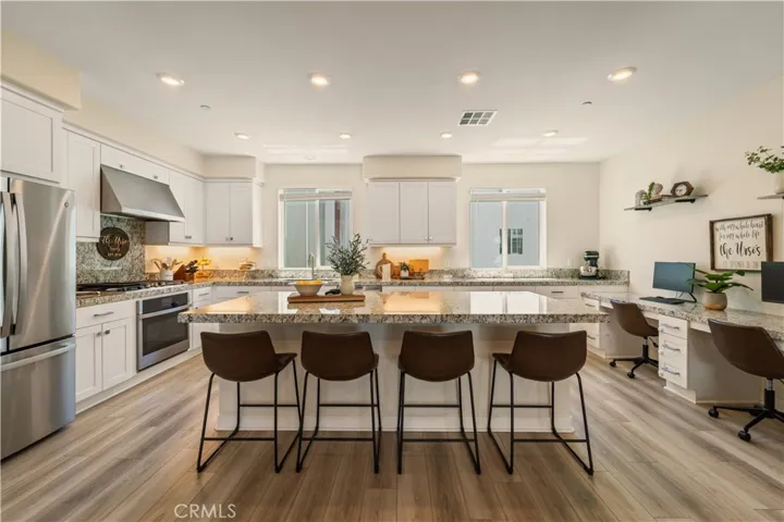 27461 Viero Place, Valencia, California 91381
