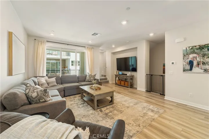 27461 Viero Place, Valencia, California 91381