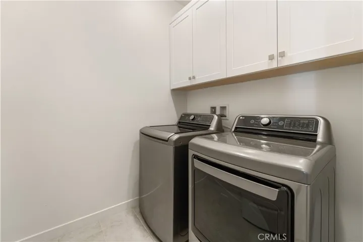 27461 Viero Place, Valencia, California 91381