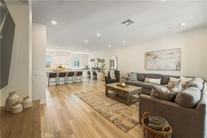 27461 Viero Place, Valencia, California 91381