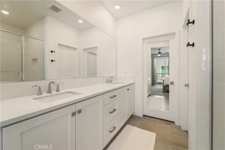 27461 Viero Place, Valencia, California 91381