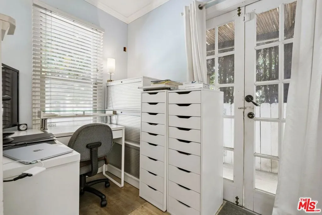 715 Office