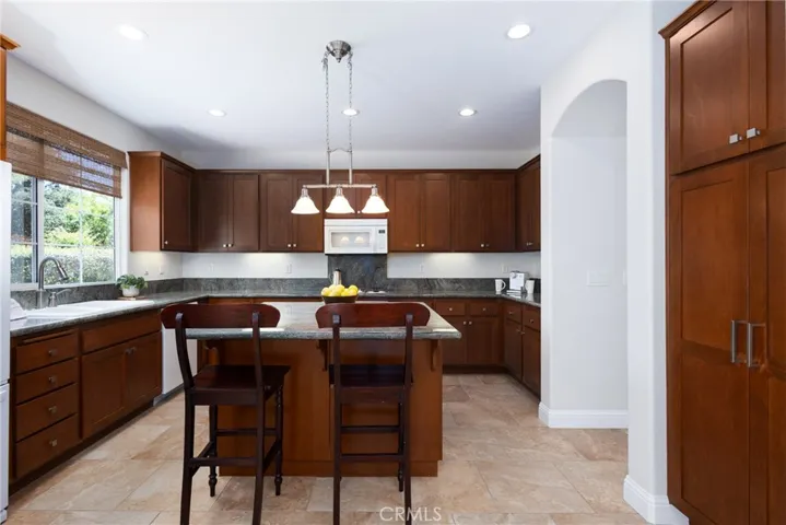 1180 Terrazzo Way, Santa Maria, California 93455