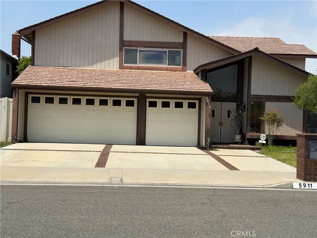 5911 Woodboro, Huntington Beach, California 92649