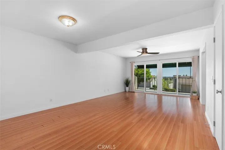 LIVINGROOM WITH A VIEW