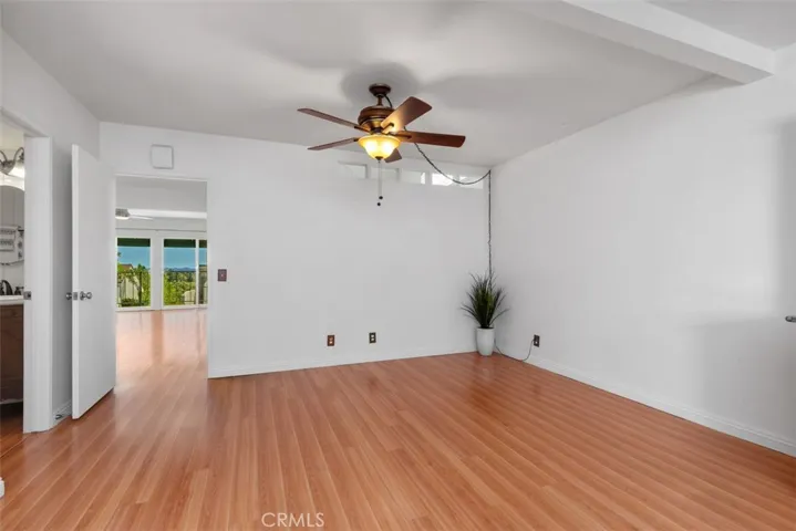 DEN AREA