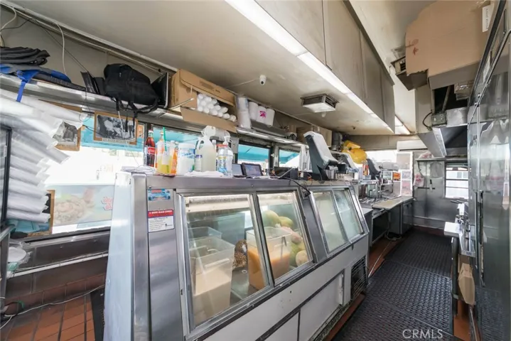 11025 Atlantic, Lynwood, California 90262