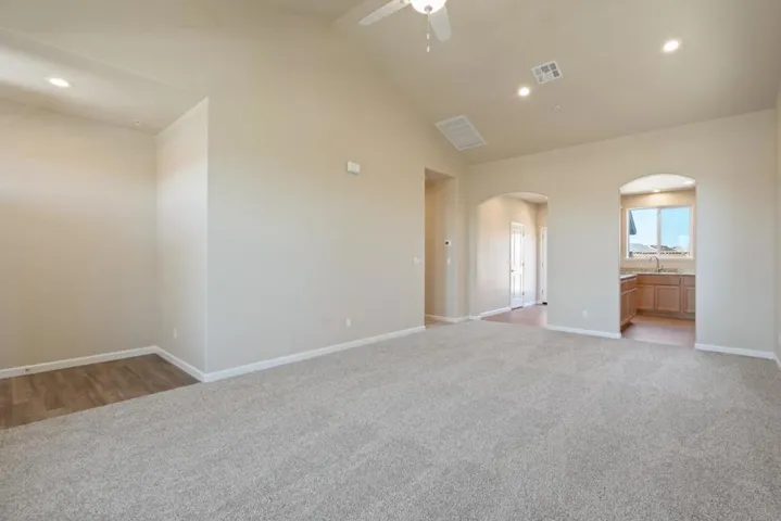 133 Carmona, King City, California 93930
