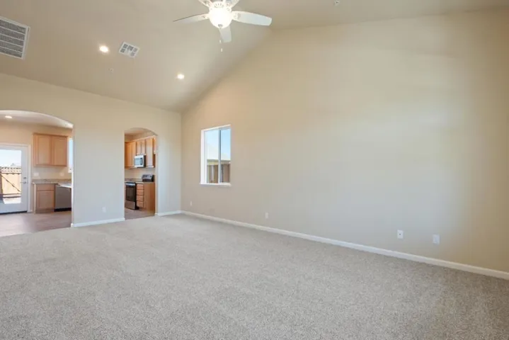 133 Carmona, King City, California 93930