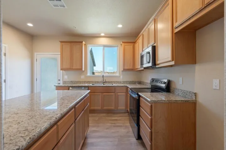 133 Carmona, King City, California 93930