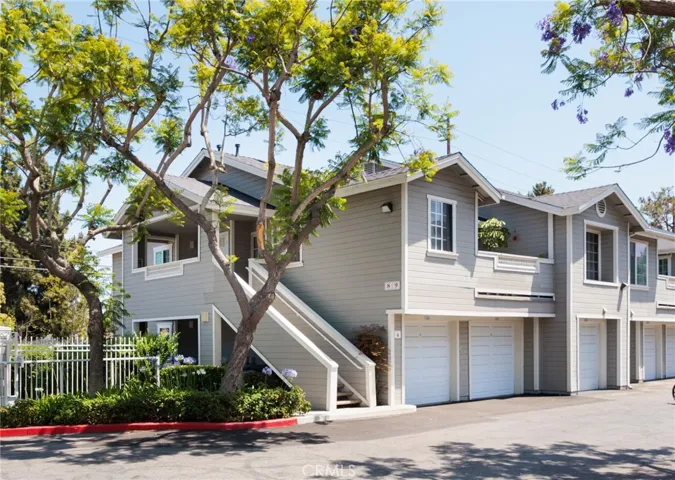 3500 S Greenville Street H4, Santa Ana, California 92704