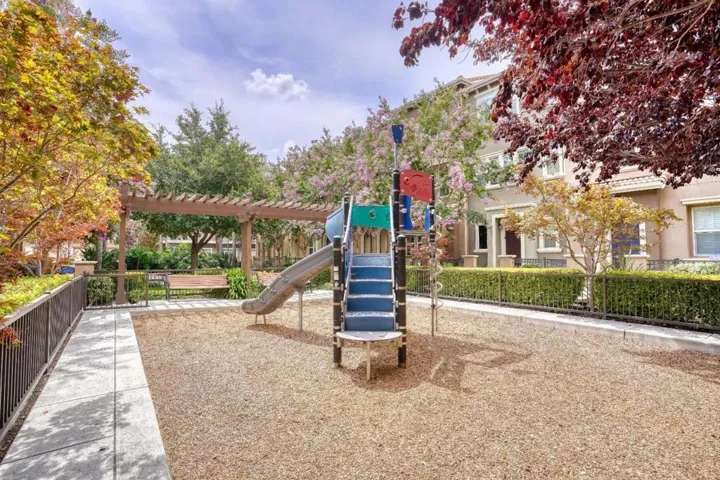 1680 Shore Place 5, Santa Clara, California 95054