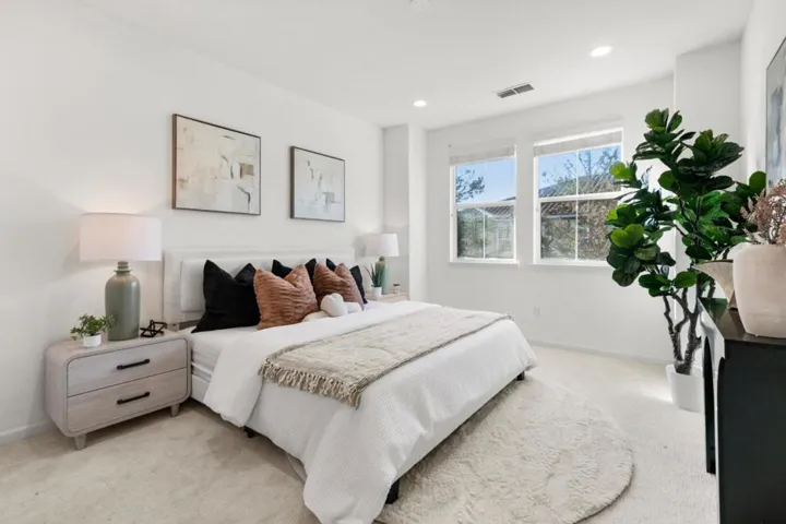 1680 Shore Place 5, Santa Clara, California 95054