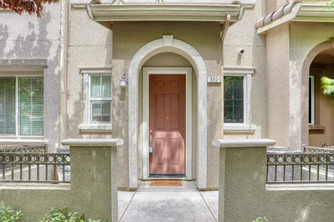 1680 Shore Place 5, Santa Clara, California 95054
