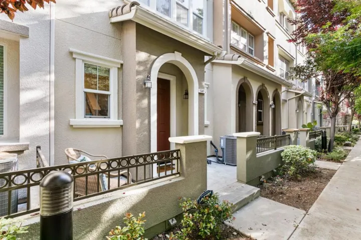 1680 Shore Place 5, Santa Clara, California 95054