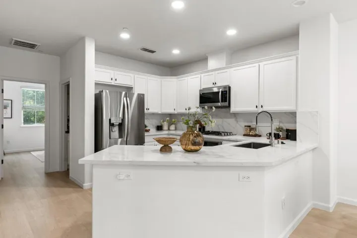 1680 Shore Place 5, Santa Clara, California 95054