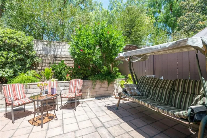 22006 Summit Hill Drive, Lake Forest, California 92630