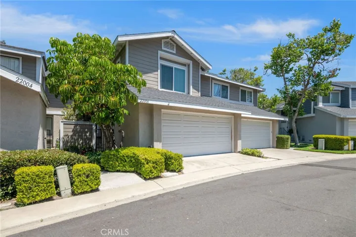 22006 Summit Hill Drive, Lake Forest, California 92630