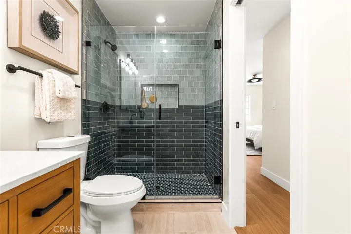 Bathroom 2 (Primary Ensuite)
