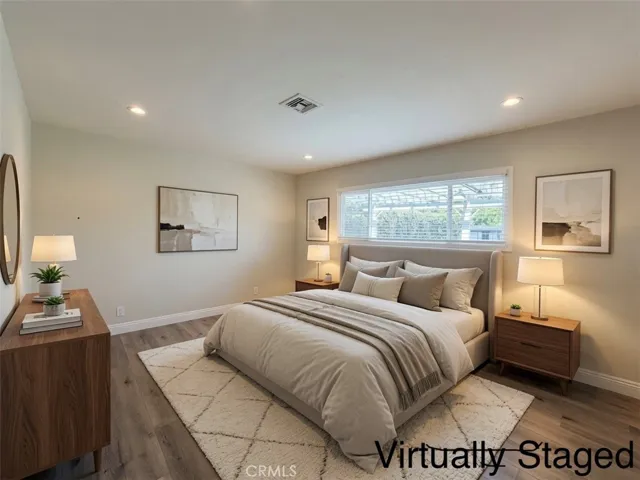 5300 Calhoun, Sherman Oaks, California 91401