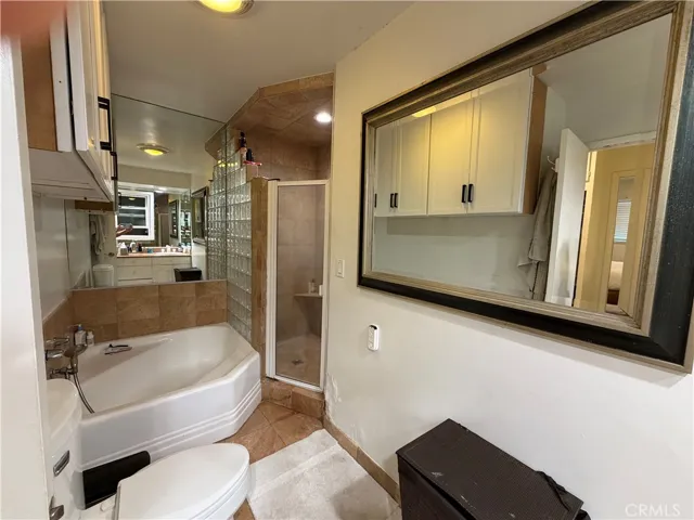 5300 Calhoun, Sherman Oaks, California 91401