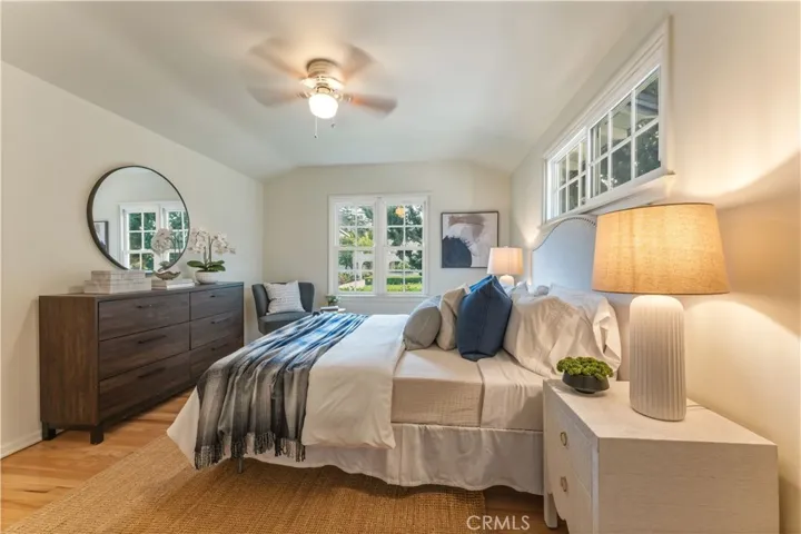 2429 Ganesha Avenue, Altadena, California 91001