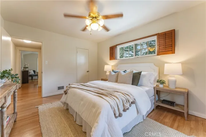 2429 Ganesha Avenue, Altadena, California 91001