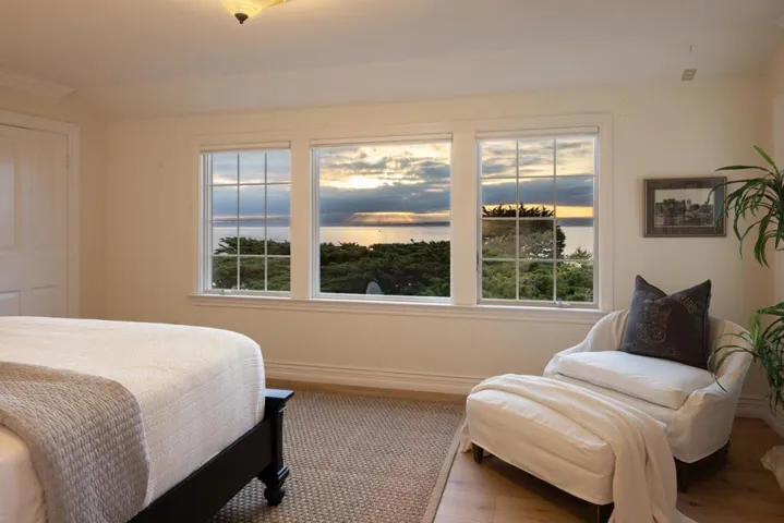 888 Del Monte Boulevard, Pacific Grove, California 93950