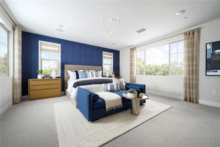 Model Home Photos – Same Floor Plan, Finishes May Vary