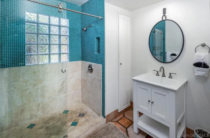 , Encinitas, California 92024