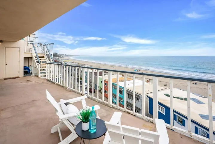 102 Rio Del Mar Boulevard, Aptos, California 95003