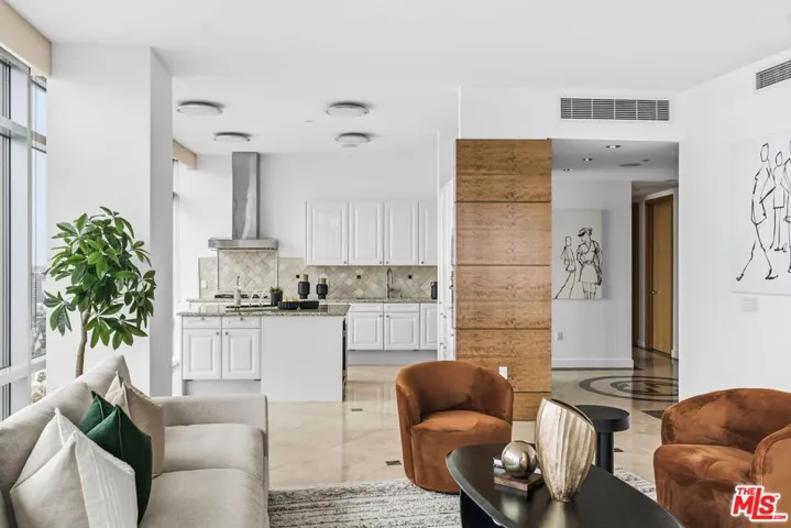 165 6th Avenue 2803, San Diego, California 92101