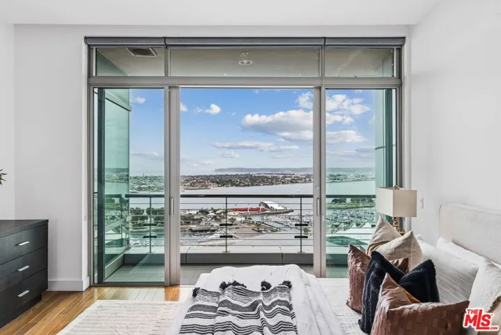 165 6th Avenue 2803, San Diego, California 92101