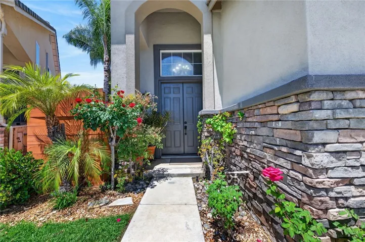 39221 Memory, Murrieta, California 92563