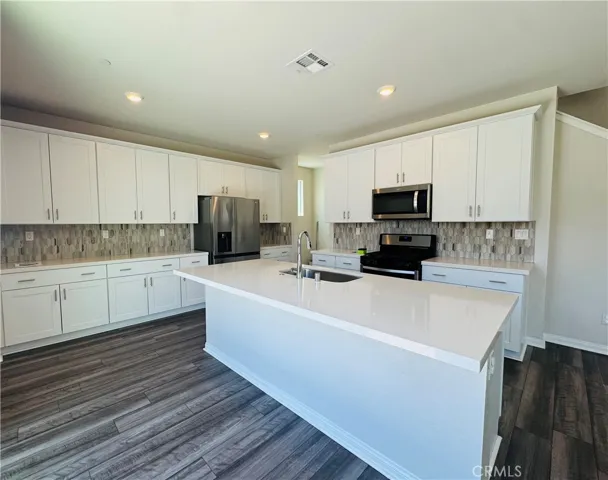 15566 Raptor, Moreno Valley, California 92551