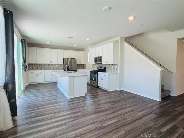 15566 Raptor, Moreno Valley, California 92551