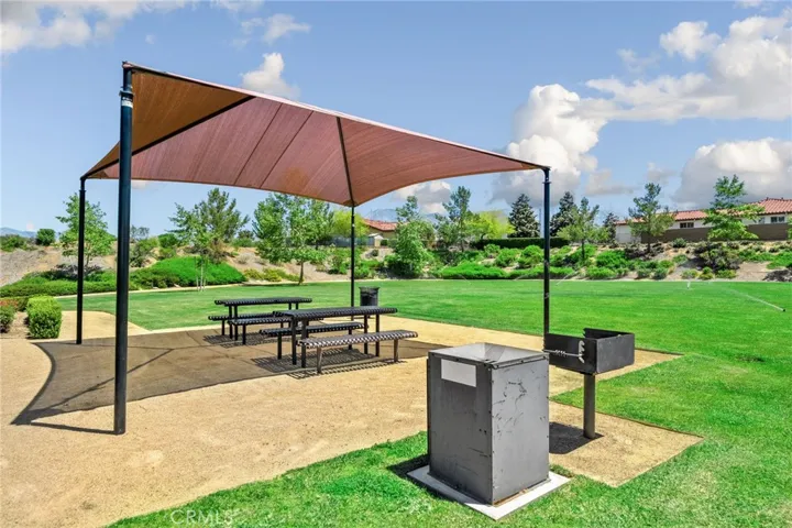 1340 Pinehurst, Calimesa, California 92320