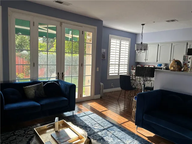 Family Room to Kitchen