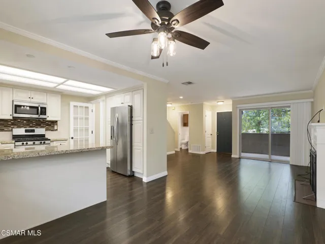 2162 Euclid Ave, Camarillo -HsHProd-12