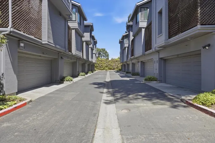 1669 Geary Road, Walnut Creek, California 94597