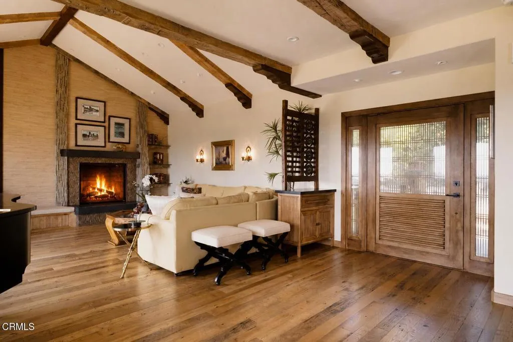 988 Glen Oaks Boulevard, Pasadena, California 91105 — photo 4