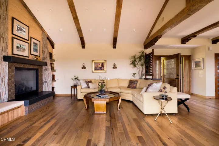 15-web-or-mls-988-glen-oaks-blvd