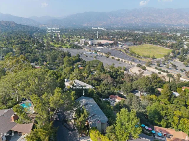 52-988 Glen Oaks Blvd-90