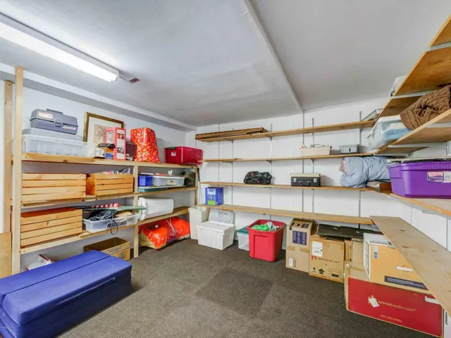 716 Island View Cir -30
