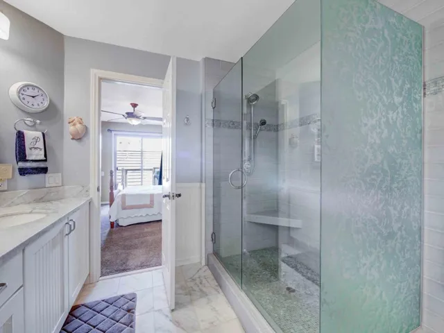 716 Island View Cir -20