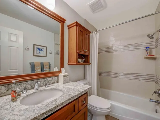 716 Island View Cir -2