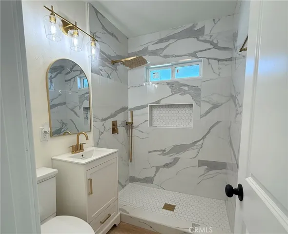10510 Towne, Los Angeles, California 90003