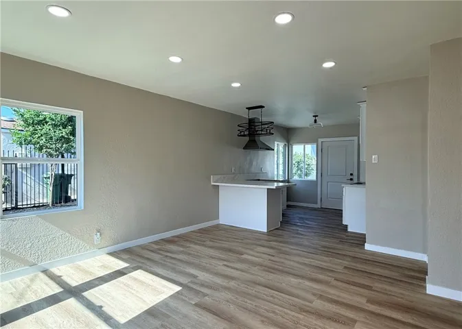10510 Towne, Los Angeles, California 90003